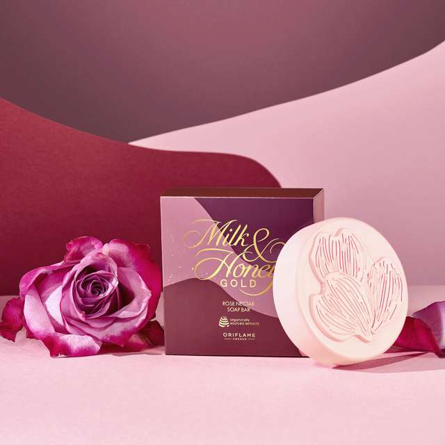 صابون شیرعسل با رایحه رز و کهربا Milk & Honey Gold Rose Water Scented Soap